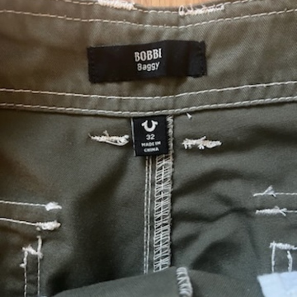 NWT True Religion Bobbi Baggy Cargo Pants Woman's 32x32 - Picture 4 of 8